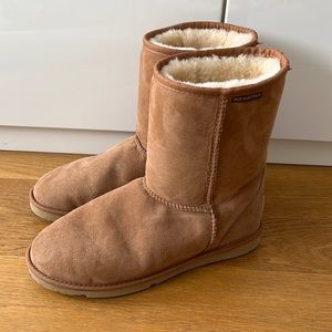 100% Australian Made Sheepskin Original Ugg Boots US 12